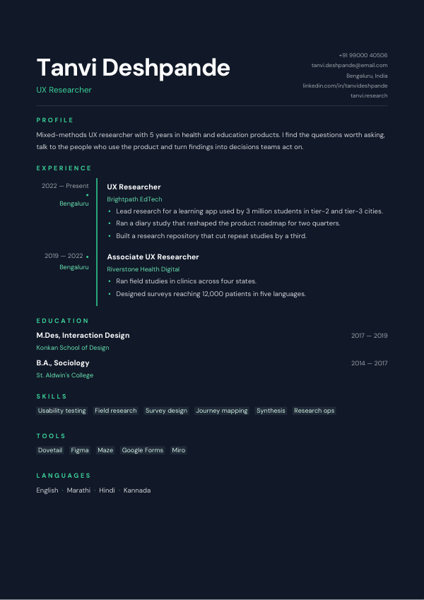 Rail Dark — resume template preview